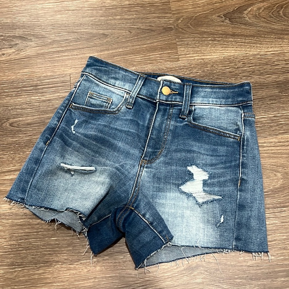 BRAND NEW High rise midi jean shorts